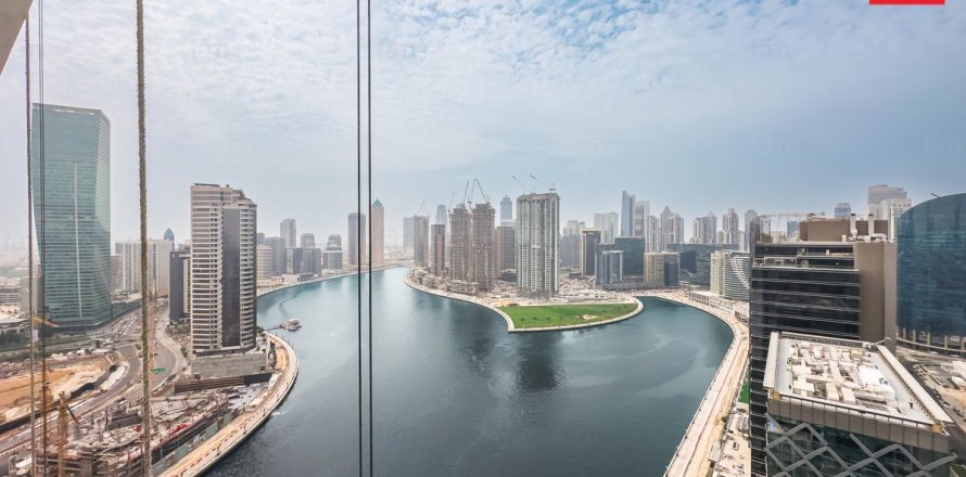 Apartment in Business Bay, Dubai 1 bedroom, 89.6 sq.m. № 104560