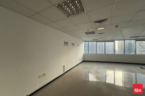 Снять в аренду офис в Бизнес-Бэе, Дубай: 87.4м², № 104549 - фото 9