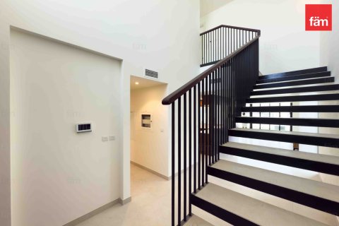 Adosado en Town Square, Dubai, 4 dormitorios, 253.6 m², № 58920 - foto 9