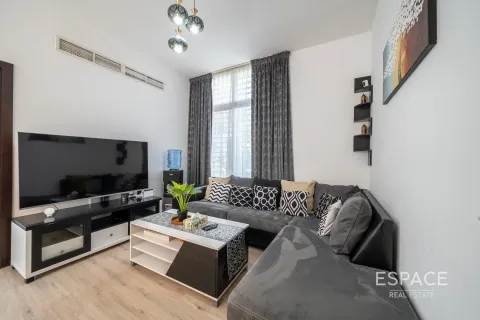 Купить таунхаус в Мудоне, Дубай: 4 спальни, 242м², № 61700 - фото 8