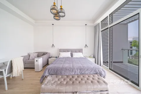 Купить таунхаус в Мудоне, Дубай: 4 спальни, 242м², № 61700 - фото 15