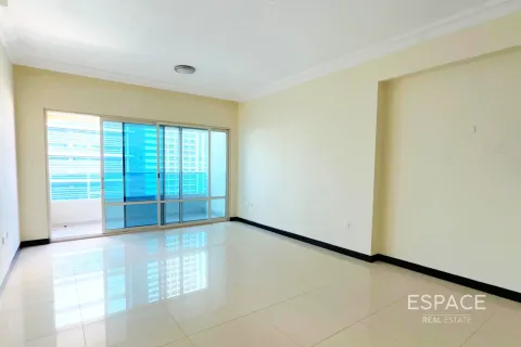 Купить квартиру в Джумейра Лейк Тауэрс, Дубай: 1 спальня, 73м², № 61703 - фото 1