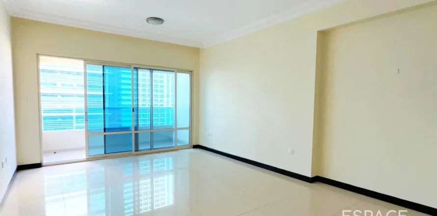 Квартира в Джумейра Лейк Тауэрс, Дубай, 1 спальня, 73м², № 61703