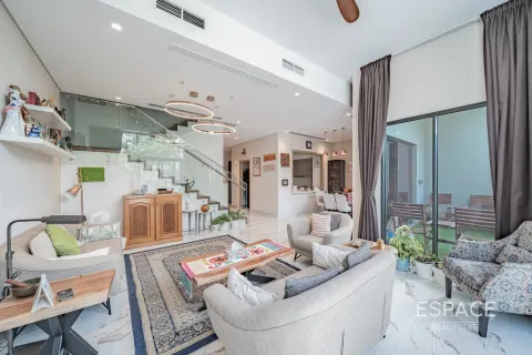 Купить таунхаус в Al Furjan, Дубай: 3 спальни, 261м², № 61699 - фото 3