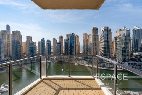 Купить квартиру в Дубай Марине, Дубай: 2 спальни, 147м², № 61704 - фото 2