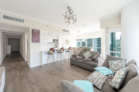 Купить квартиру в Дубай Марине, Дубай: 2 спальни, 147м², № 61704 - фото 4