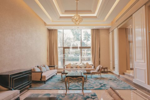 Villa in Emirates Hills, Dubai 7 bedrooms, 1750 sq.m. № 15001 - photo 9