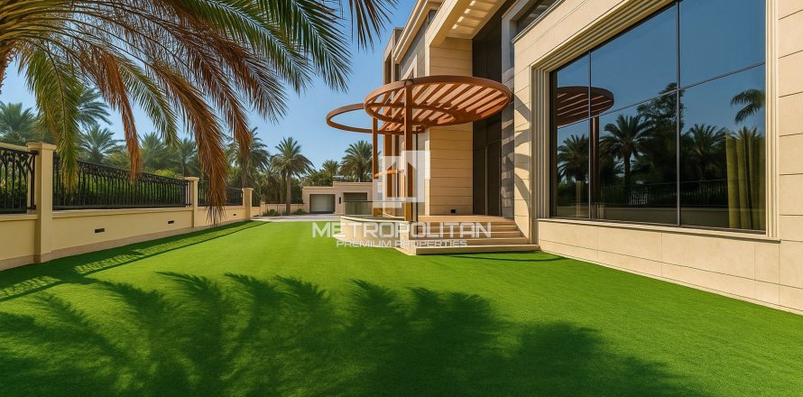 Вилла в Emirates Hills, Дубай, 6 спален, 1750м², № 15001