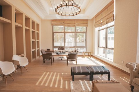 Villa in Emirates Hills, Dubai 7 bedrooms, 1750 sq.m. № 15001 - photo 6