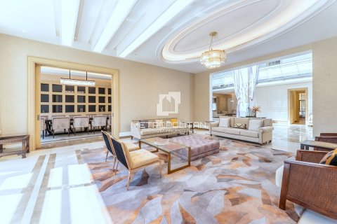 Купить виллу в Emirates Hills, Дубай: 6 спален, 1750м², № 15001 - фото 8