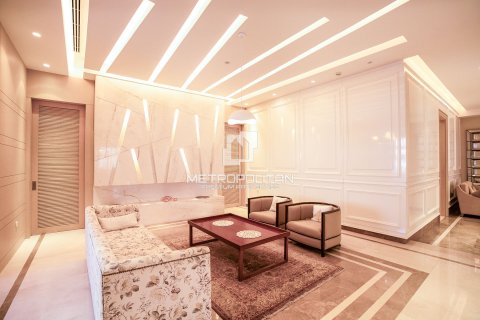 Villa in Emirates Hills, Dubai 7 bedrooms, 1750 sq.m. № 15001 - photo 24