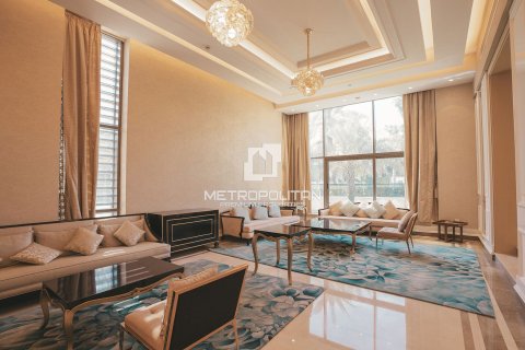 Villa in Emirates Hills, Dubai 7 bedrooms, 1750 sq.m. № 15001 - photo 5