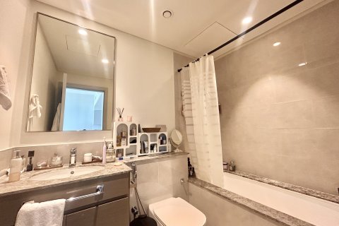 Apartment in Downtown Dubai (Downtown Burj Dubai), Dubai 1 bedroom, 57 sq.m. № 134100 - photo 2