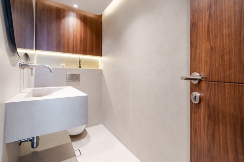 Apartment in Dubai Marina, Dubai 3 bedrooms, 159 sq.m. № 134098 - photo 17