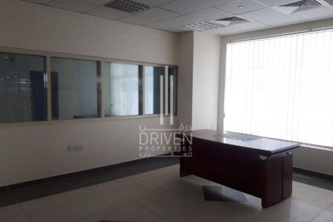 Warehouse in Jebel Ali, Dubai 6456.76 sq.m. № 134159 - photo 15