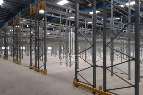 Warehouse in Jebel Ali, Dubai 6456.76 sq.m. № 134159 - photo 7