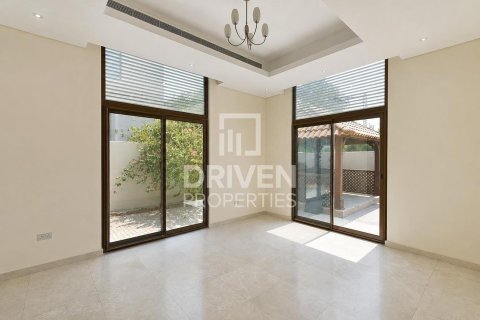 فيلا في Nad Al Sheba 1, Nadd Al Sheba, دبي 5 غرف نوم , 697.42 م² رقم 134161 - صورة 7