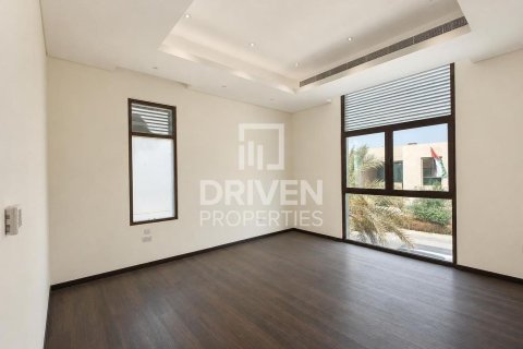 فيلا في Nad Al Sheba 1, Nadd Al Sheba, دبي 5 غرف نوم , 697.42 م² رقم 134161 - صورة 2