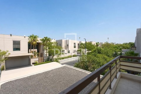 فيلا في Nad Al Sheba 1, Nadd Al Sheba, دبي 5 غرف نوم , 697.42 م² رقم 134161 - صورة 17