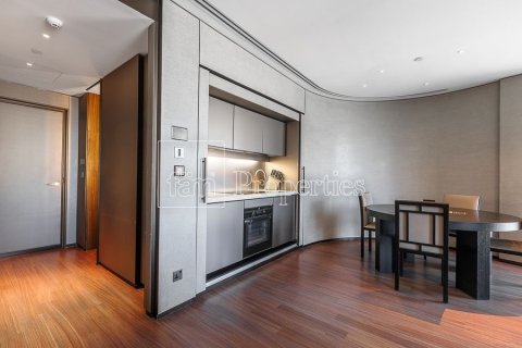 Apartment in Downtown Dubai (Downtown Burj Dubai), Dubai 1 bedroom, 97.6 sq.m. № 14507 - photo 5