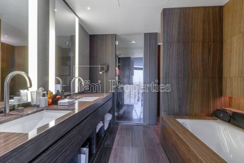 Apartment in Downtown Dubai (Downtown Burj Dubai), Dubai 1 bedroom, 97.6 sq.m. № 14507 - photo 12