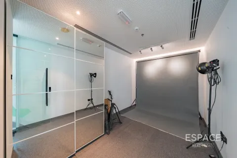 Снять в аренду офис в Джумейра Лейк Тауэрс, Дубай: 221м², № 71227 - фото 8