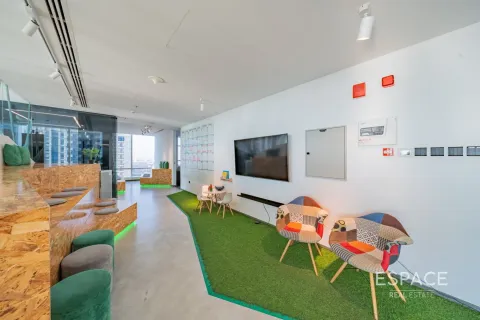 Снять в аренду офис в Джумейра Лейк Тауэрс, Дубай: 221м², № 71227 - фото 13