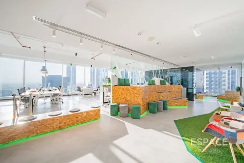 Снять в аренду офис в Джумейра Лейк Тауэрс, Дубай: 221м², № 71227 - фото 1