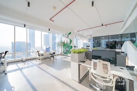 Снять в аренду офис в Джумейра Лейк Тауэрс, Дубай: 221м², № 71227 - фото 15