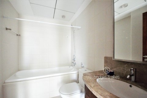 Appartement à Downtown Dubai (Downtown Burj Dubai), Dubai, 1 chambre, 78.1 m², № 77327 - photo 13