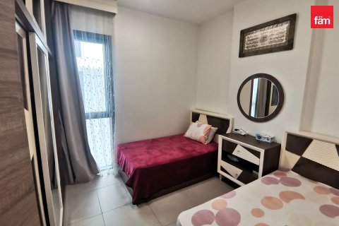 Apartment in Mirdif, Dubai 3 bedrooms, 165.1 sq.m. № 18479 - photo 8
