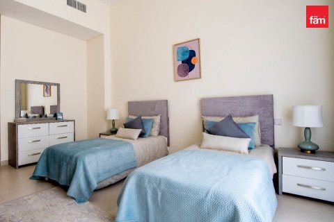 Apartment in Mirdif, Dubai 3 bedrooms, 165.1 sq.m. № 18479 - photo 7