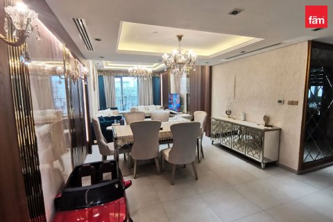 Apartment in Mirdif, Dubai 3 bedrooms, 165.1 sq.m. № 18479 - photo 4