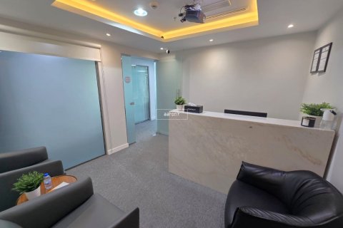 Office in Business Bay, Dubai 295 sq.m. № 18404 - photo 6