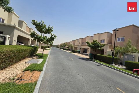 Villa à Dubai, 4 chambres, 229.9 m², № 18477 - photo 17