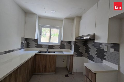 Villa à Dubai, 4 chambres, 229.9 m², № 18477 - photo 6