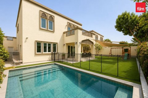 Villa à Jumeirah Park, Dubai, 3 chambres, 526.9 m², № 139376