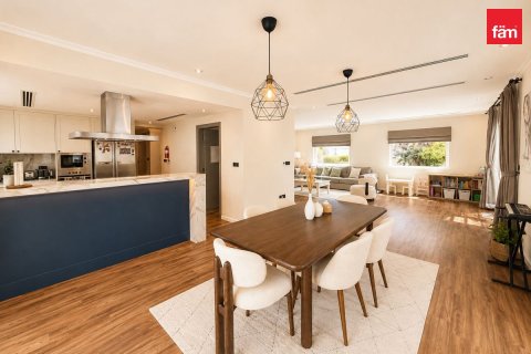 Villa à Jumeirah Park, Dubai, 3 chambres, 526.9 m², № 139376 - photo 3