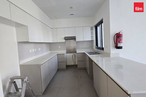 Villa in Dubai Hills Estate, Dubai 4 bedrooms, 271.8 sq.m. № 118357 - photo 4