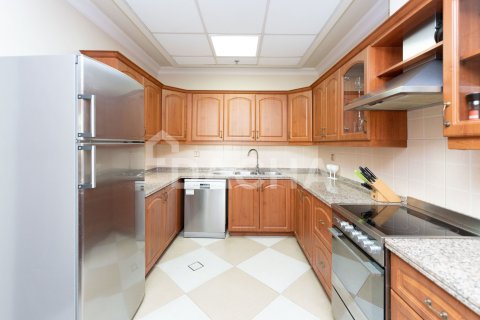 Apartamento en The Crescent, Palm Jumeirah, Dubai, 2 dormitorios, 166 m², № 105797 - foto 7