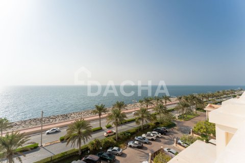 Apartamento en The Crescent, Palm Jumeirah, Dubai, 2 dormitorios, 166 m², № 105797 - foto 4