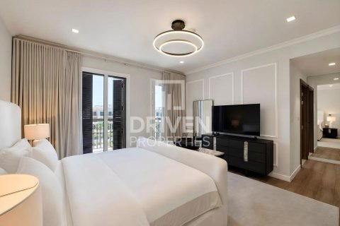 Townhouse in Jumeirah, Dubai 4 bedrooms, 263.19 sq.m. № 138282 - photo 12