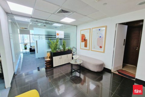 Bureau à Dubai, 114.7 m², № 89193