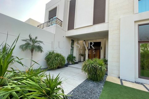 Купить виллу в Meydan Gated Community, Дубай: 5 спален, 697.5м², № 37332 - фото 6