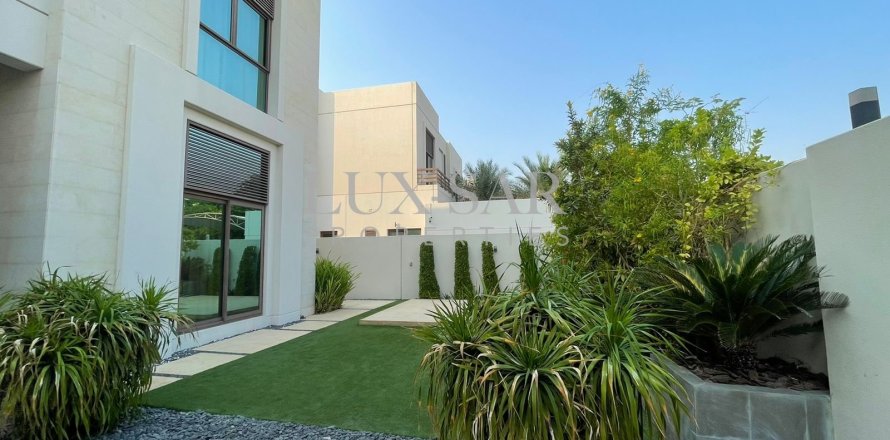 Вилла в Meydan Gated Community, Дубай, 5 спален, 697.5м², № 37332