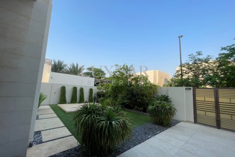 Купить виллу в Meydan Gated Community, Дубай: 5 спален, 697.5м², № 37332 - фото 14