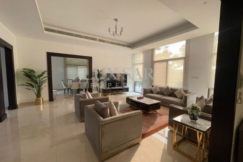 Купить виллу в Meydan Gated Community, Дубай: 5 спален, 697.5м², № 37332 - фото 35
