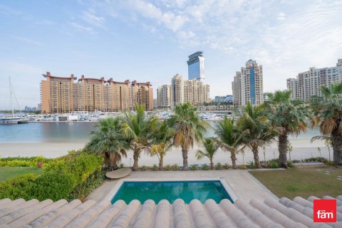 Villa in Palm Jumeirah, Dubai 6 bedrooms, 1241.7 sq.m. № 97886 - photo 2