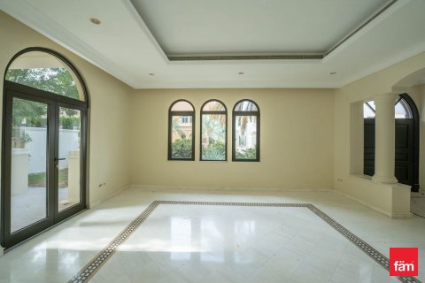 Villa in Palm Jumeirah, Dubai 6 bedrooms, 1241.7 sq.m. № 97886 - photo 5