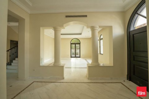 Villa in Palm Jumeirah, Dubai 6 bedrooms, 1241.7 sq.m. № 97886 - photo 25